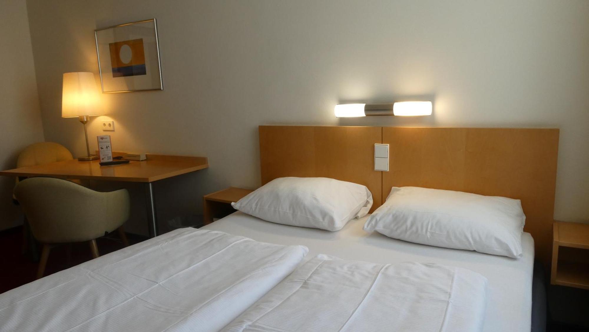 Cvjm Duesseldorf Hotel & Tagung ภายนอก รูปภาพ