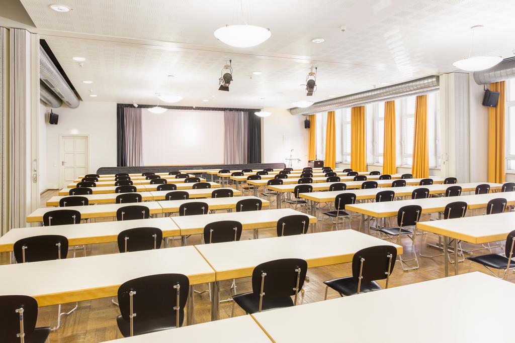Cvjm Duesseldorf Hotel & Tagung ภายนอก รูปภาพ
